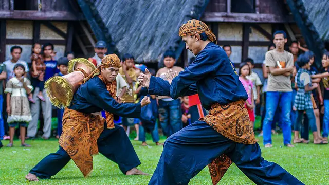 Ilustrasi orang sunda berbahasa sunda (Foto: Wikimedia Commons)