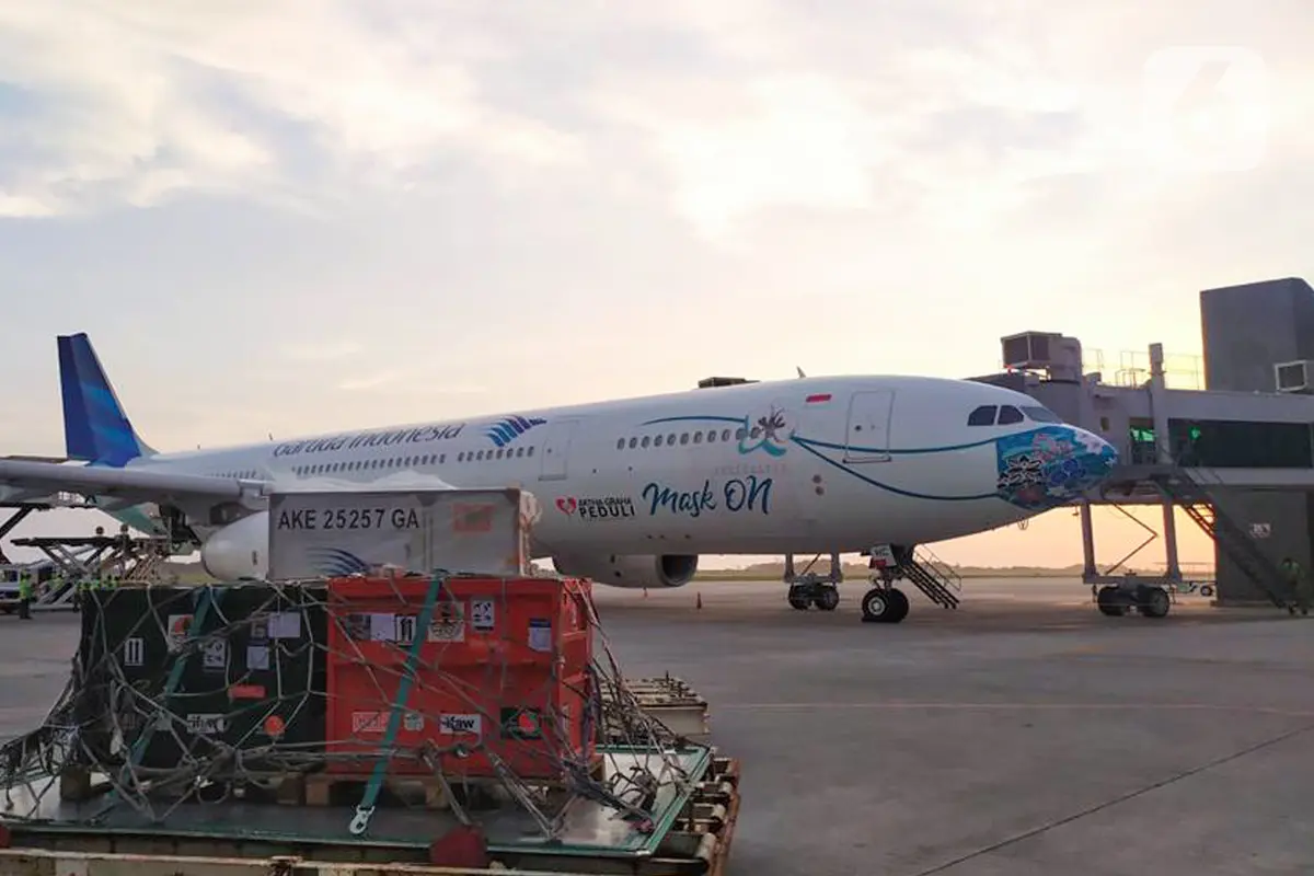 Garuda Indonesia Terbangkan Empat Oarngutan ke Kalimantan