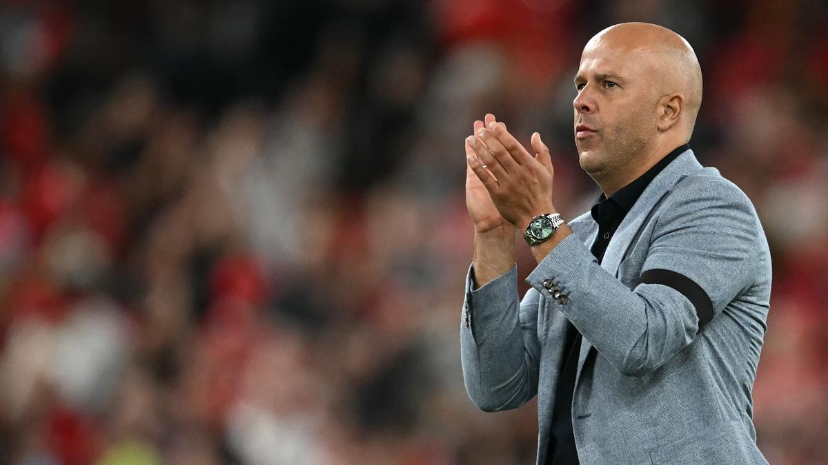 Bukan Liga Inggris, Arne Slot Ungkap Ambisi Liverpool Musim Ini