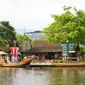 Kyotoku Floating Market. (FarisFitrianto / Shutterstock.com)