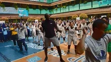 Jason Richardon ikut Senam Poco-poco (Liputan6.com/Thomas)