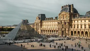 Demo di Paris Tutup Sejumlah Museum, Ini Panduan bagi Wisatawan