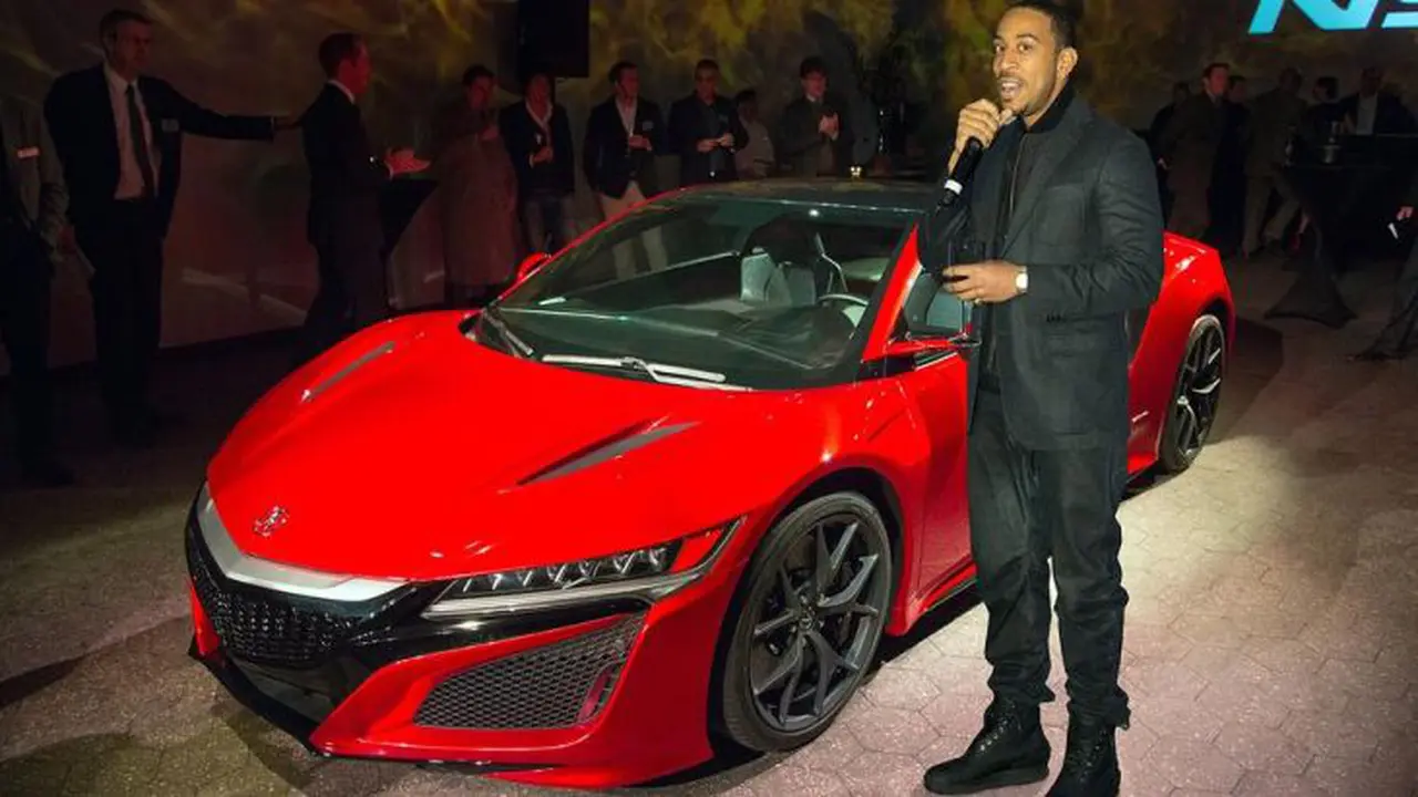 Ini Alasan Ludacris Masih Sayangi Sedan Bututnya