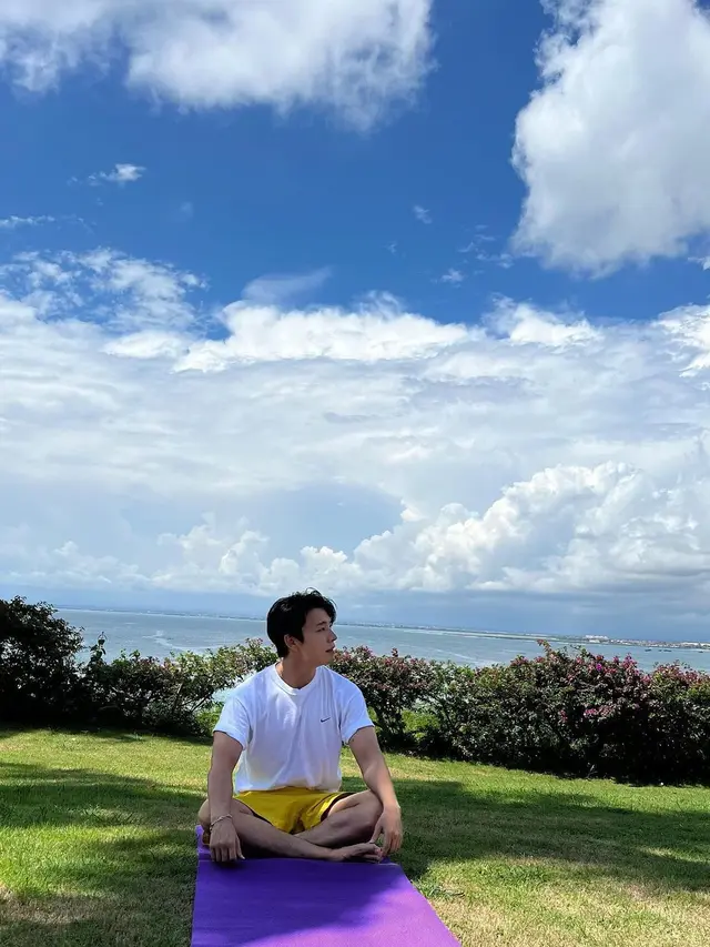 Sambil Kerja, Ini 7 Momen Liburan Donghae dan Eunhyuk Super Junior di Bali