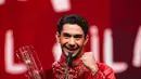 Tak hanya hadir sebagai Ketua Komite, Reza pun berhasil membawa pulang piala ke-5 nya sebagai 
Pemeran Utama Pria Terbaik, dari film nya, Berbalas Kejam. [@armanfebryan/@eaneandaru]