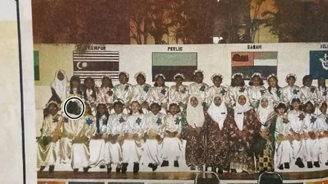 Siswa yang Sudah Meninggal Mendadak Muncul di Foto Tahunan Sekolah, Bikin Merinding