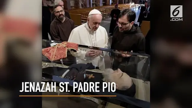 Meski jenazah ST. Padre Pio sudah berumur 50 tahun, namun jenazahnya masih sempurna.