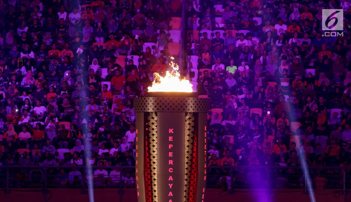 Suasana penutupan SEA Games 2017 di Stadion Bukit Jalil, Kuala Lumpur, Malaysia, Rabu (30/8). Pesta olahraga negara-negara di Asia Tenggara resmi ditutup dan SEA Games selanjutnya akan digelar di Filipina pada 2019. (Liputan6.com/Faizal Fanani)