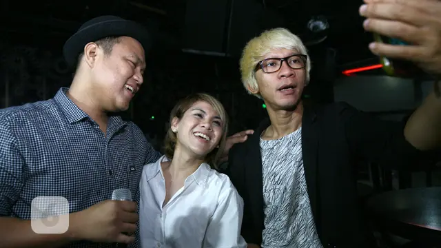 [Bintang] Evelyn dan Aming