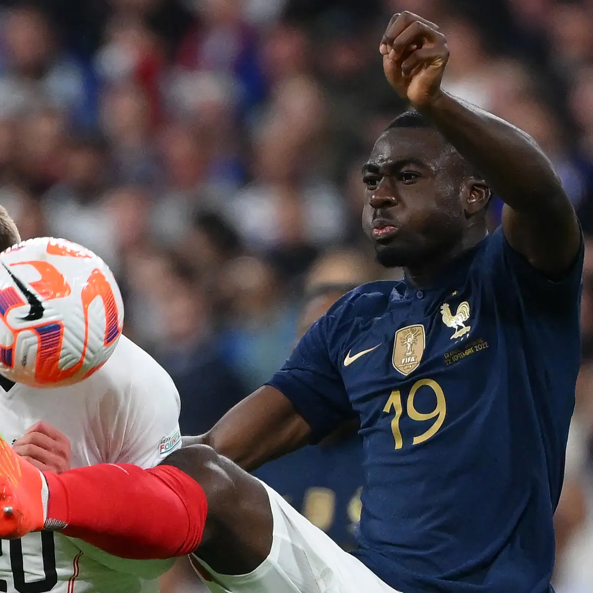 Mengenal Lebih Dekat Youssouf Fofana: Sejarah Hidup dan Perjalanan Karirnya - Perkembangan di level nasionalSetelah sukses di Piala Dunia, Fofana semakin sering menjadi pilihan Didier Deschamps di kualifikasi Euro 2024.