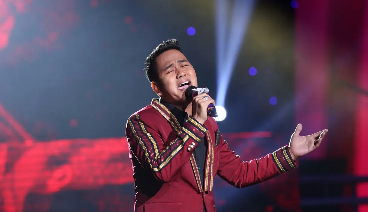 Pujian dari dewan juri didapatkan oleh Ical. Dengan melantunkan lagu 'Kecanduan Kamu' Ical mendapat banjir pujian. (Andy Masela/Bintang.com)