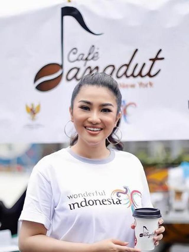 Fitri Carlina