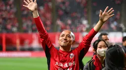 Laga ini akan jadi laga terakhir dan laga perpisahan bagi legenda sepak bola Jepang, Shinji Ono, yang saat ini membela Consadole Sapporo, sudah berusia 44 tahun, dan memutuskan pensiun akhir musim ini. (J.LEAGUE)
