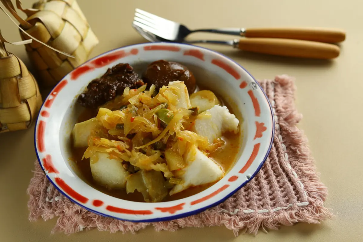 ketupat sayur