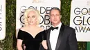 “Gaga sudah meyakinkan Kinney bahwa sekarang dia (Gaga) adalah wanita dewasa yang siap jalani hubungan tanpa rasa cemburu,” ucap sumber lain. (AFP/Bintang.com)