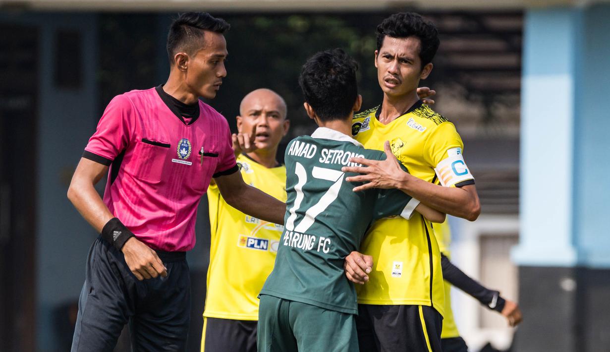 Pemain bersitegang saat babak perempat final laga Pertamax Liga Ayo 2019. (Dokumentasi)