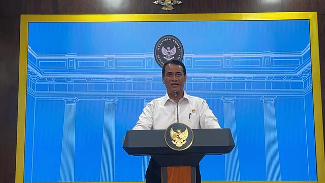 Menteri Pertanian (Mentan) Amran Sulaiman di Kantor Presiden, Jakarta, Kamis (9/10/2025) (Liputan6.com/Lizsa Egeham)