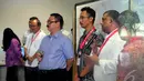 CEO AirAsia Tony Fernandes di Bandara Juanda, Surabaya, Jatim, Senin (29/12/2014) menyampaikan, pesawat diperkirakan hilang di perairan antara Pulau Kalimantan dan Pulau Belitung. (Liputan6.com/Johan Tallo)