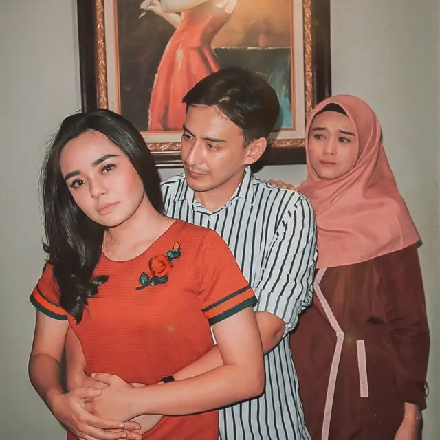 Sudah Saling Kenal Keluarga, Ini 6 Potret Kebersamaan Gita Sinaga dan Habibi Hood