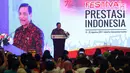 Menko bidang Kemaritiman Luhut Binsar Panjaitan memberikan sambutan pada Festival Prestasi Indonesia di Jakarta Convention Center, Senin (21/8). Luhut menggantikan Presiden Jokowi yang batal hadir untuk membuka gelaran tersebut. (Liputan6.com/Johan Tallo)