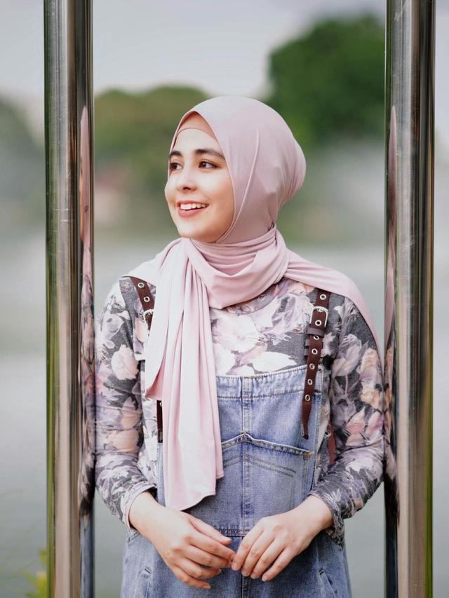 6 Potret Transformasi Gaya Risty Tagor yang Makin Modis, Kini Tampil Bak ABG