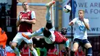 Tottenham Hotspur gagal meraih kemenangan di pekan ke-37 Liga Premier. Menghadapi Sunderland di Boleyn Ground Stadium, Sabtu (3/5/2014) malam WIB, Tottenham menyerah dua gol tanpa balas. 