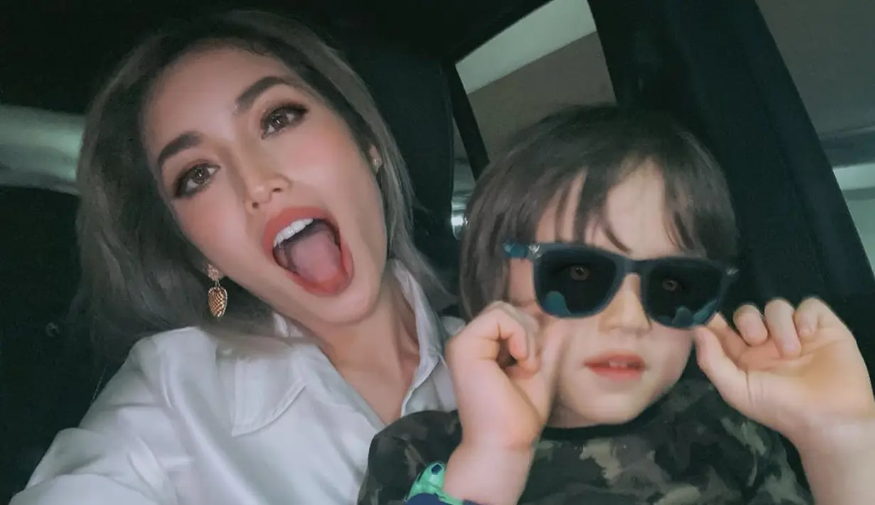 (Instagram/inijedar)