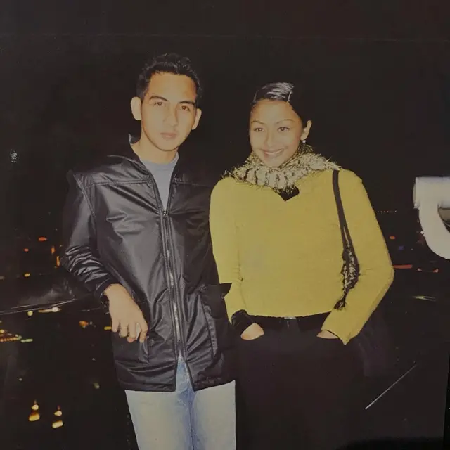 Baru Terungkap, Ini 7 Potret Lawas Pernikahan Amara dan Frans Mohede di Hongkong