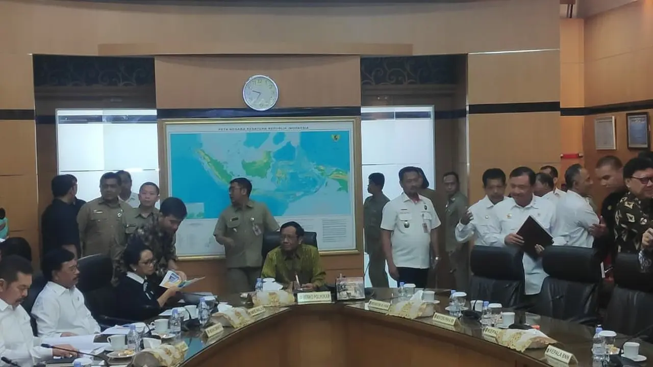 Rapat Kemenko Polhukam