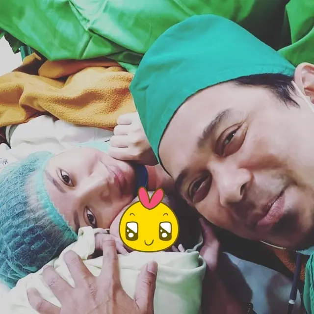 Lahirkan Anak Prtama, Ini 6 Potret Perjalanan Kehamilan Angelica Simperler