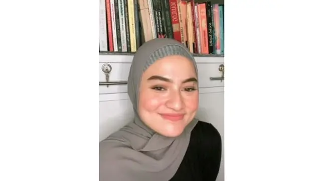 6 Pesona Rachquel Nesia saat Berhijab, Aktris Hits FTV