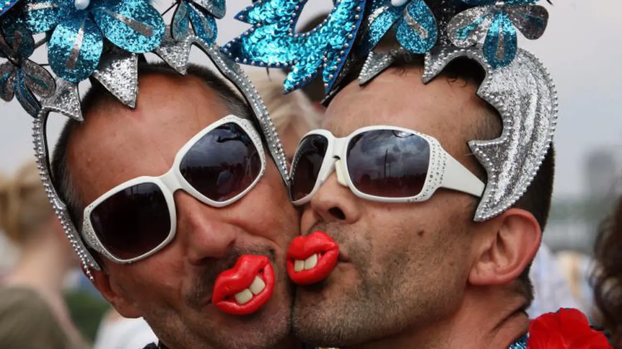 OMG! Kota Depok Jadi 'Surga' Kaum Gay Indonesia!