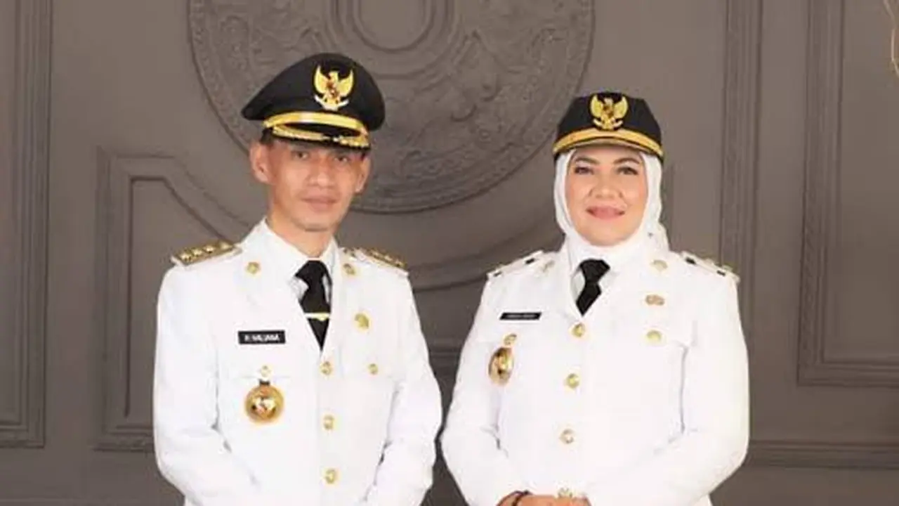 wakil Bupati Wakatobi ramas mulut bupati Wakatobi, usai cekcok di kantor, Senin (15/5/2023).(Liputan6.com/istimewa)
