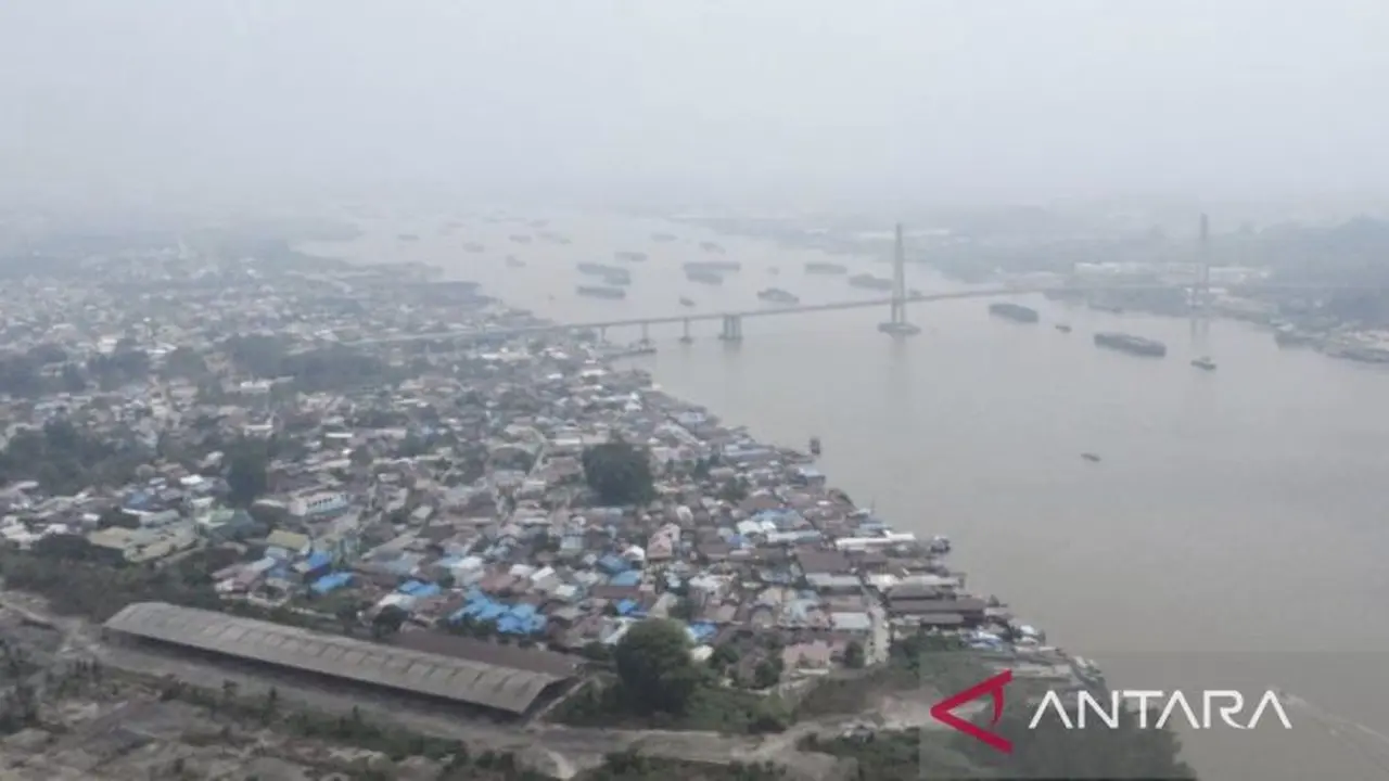 Kota Samarinda dikepung asap. (Antara)