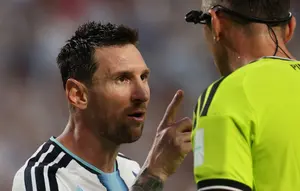 FIFA Pernah Tendang Wasit usai Dikritik Lionel Messi, Argentina Benar-Benar Diuntungkan?