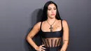 <p>Aktris Amerika Serikat Lourdes Leon tiba pada pembukaan pameran Thierry Mugler: Couturissime di Brooklyn Museum, Brooklyn, New York City, Amerika Serikat, 15 November 2022. Lourdes telah berkolaborasi dengan Mugler di masa lalu. (Theo Wargo/Getty Images/AFP)</p>