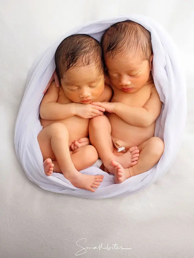 Pemotretan Anak Kembar Syahnaz Ini Bikin Gemes