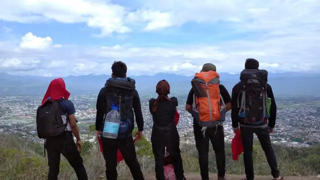 Puncak Buhudaa terletak di Kecamatan Batudaa Pantai, Kabupaten Gorontalo. (Foto: Liputan6.com/Arfandi Ibrahim)