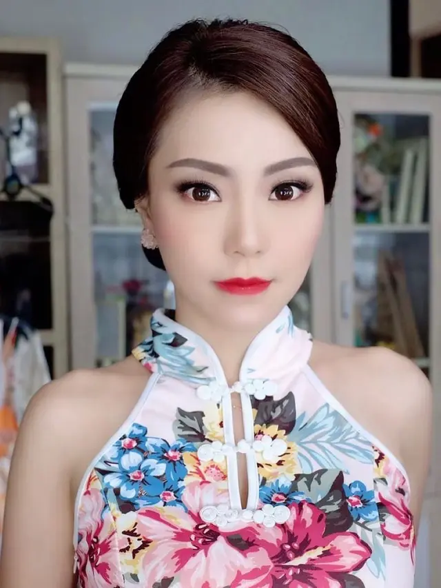 7 Potret Bella Lee, Kekasih Baru Roy Kiyoshi yang Seorang Pengusaha