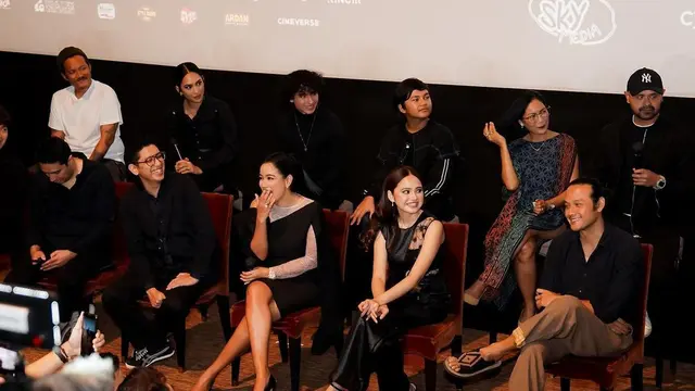 6 Potret Gala Premiere Jailangkung: Sandekala, Diangkat dari Mitos di Masyarakat