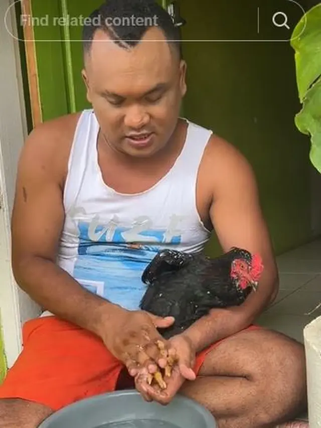 6 Potret Adi Sudirja, Pemilik Ayam Bernama Putra yang Viral di Medsos