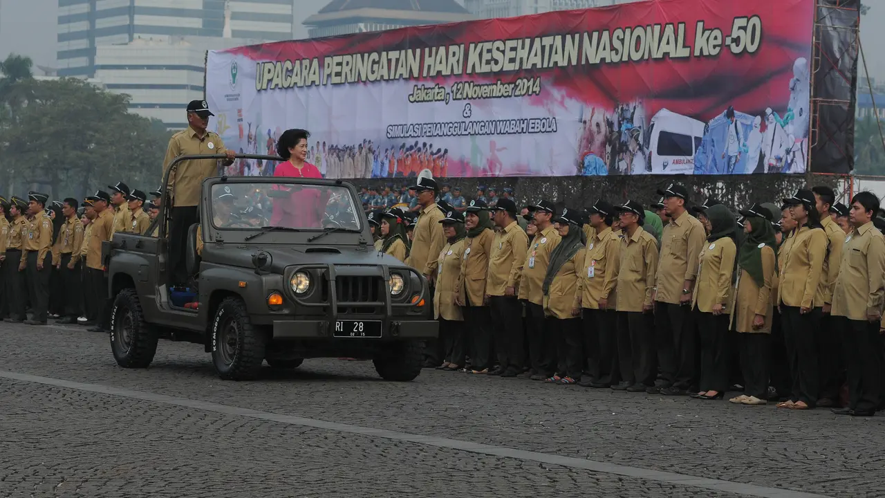 Menkes Pimpin Upacara Peringatan Hari Kesehatan Nasional di Monas