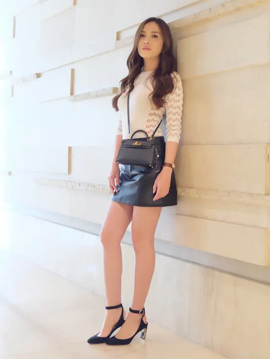 Seperti diketahui, Shandy Aulia mempunyai bisnis fashion. Jadi tak perlu diragukan lagi jika ia selalu tampil fashionable. Foto: instagram.com/shandyaulia)