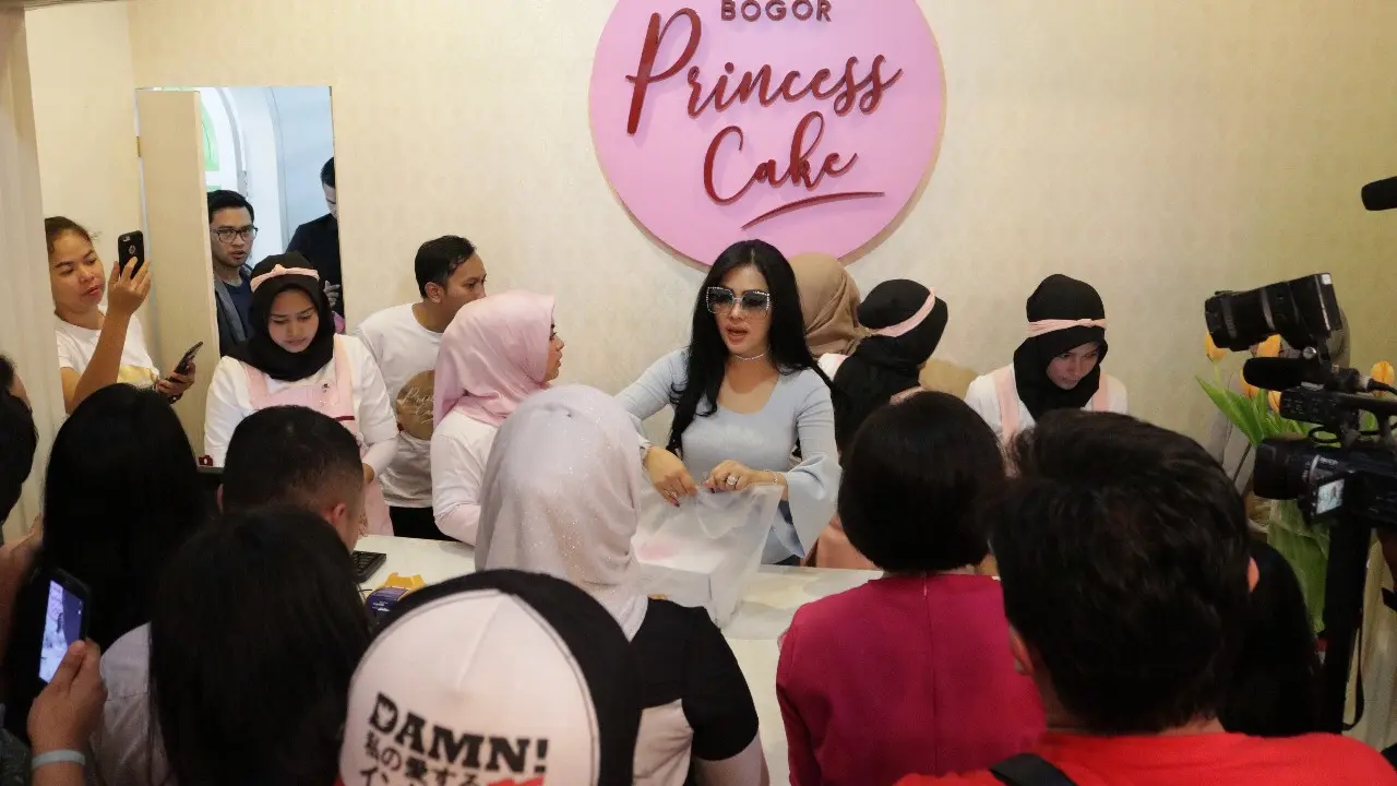 Syahrini 