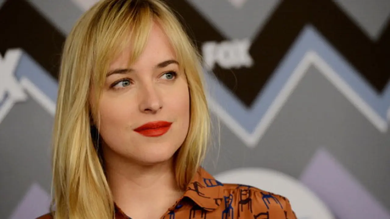 dakota-johnson-1-130903b.jpg