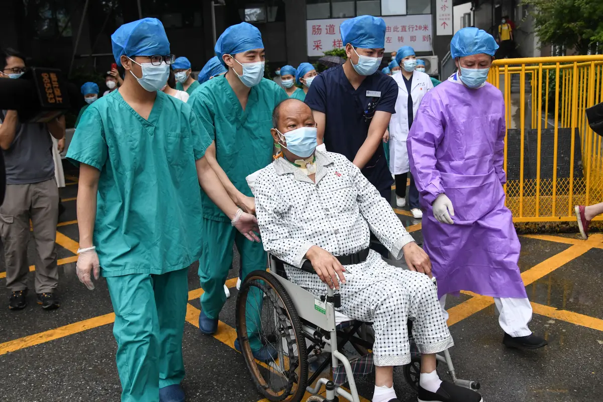 Sembuh, Pasien COVID-19 yang Jalani Operasi Transplantasi Paru-Paru Dipulangkan