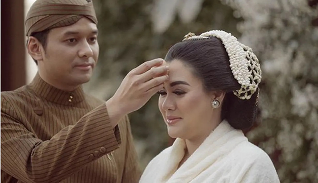 Vicky Shu dan Ade Imam