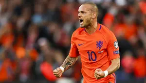 Wesley Sneijder Lelang Memorabilia Kariernya: Silver Ball Piala Dunia hingga Jersey Cristiano Ronaldo
