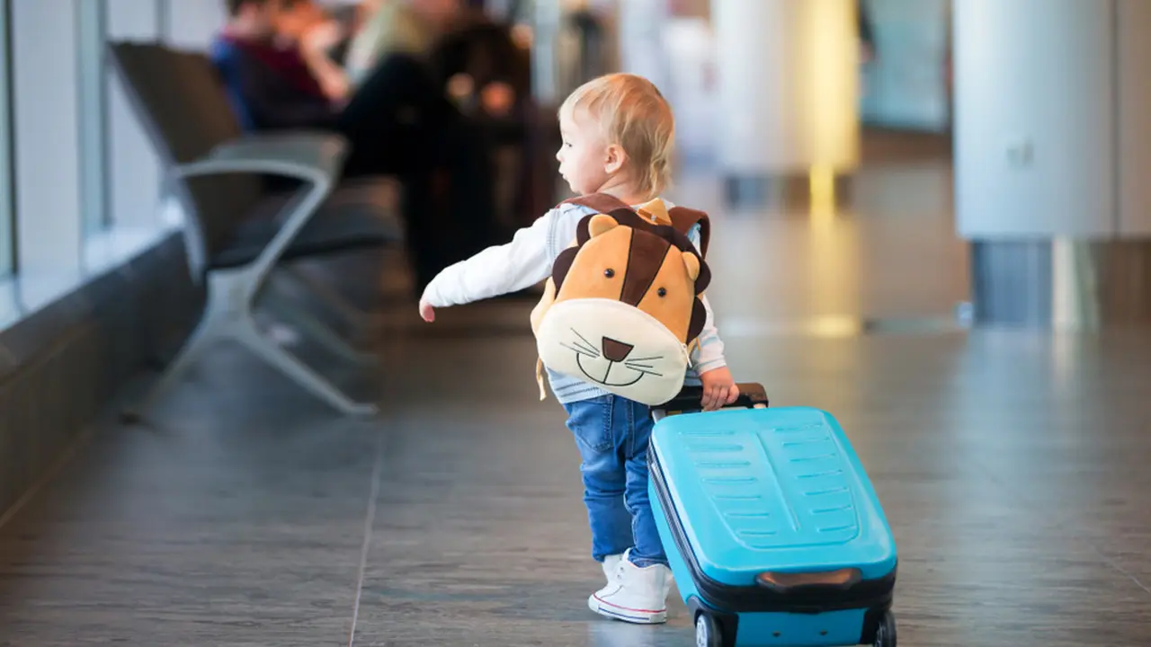 anak travelling