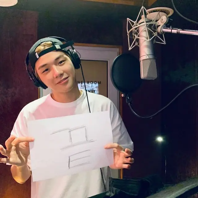 Kang Daniel (Instagram/ daniel.k.here)